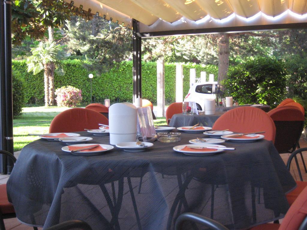 Villa Margherita Lake Maggiore ภายนอก รูปภาพ